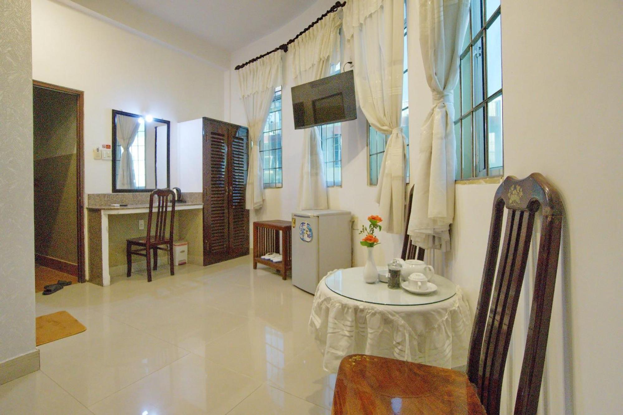 Hotel Hai Chau Chau Doc Bagian luar foto
